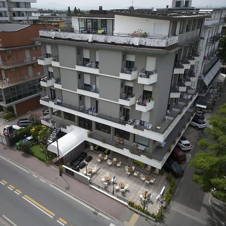 Florida Park Hotel Bellaria-Igea Marina Exteriör bild