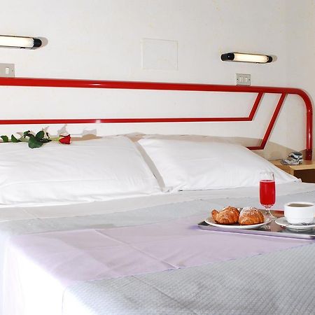Florida Park Hotel Bellaria-Igea Marina Rum bild