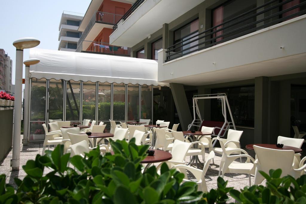 Florida Park Hotel Bellaria-Igea Marina Exteriör bild