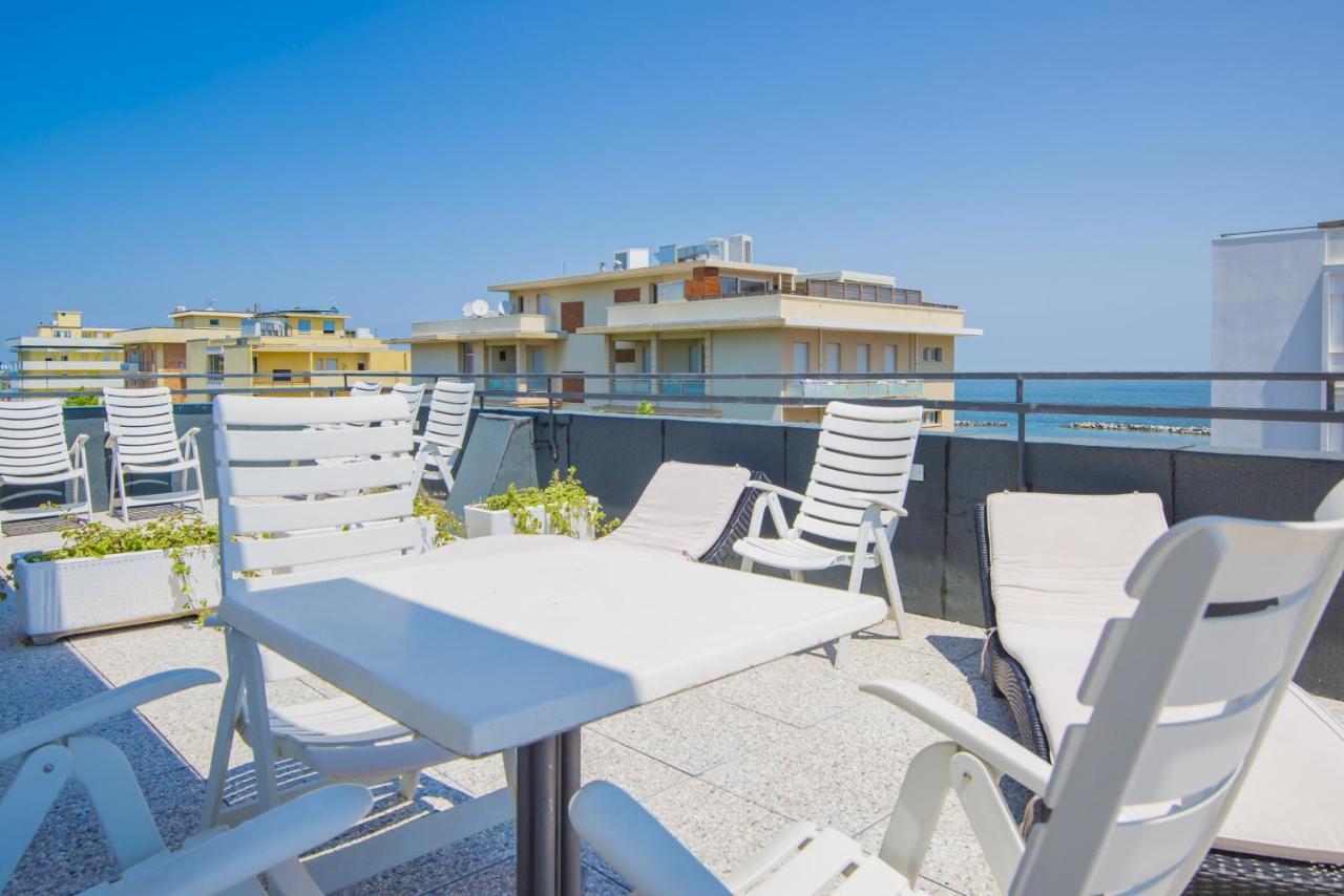 Florida Park Hotel Bellaria-Igea Marina Exteriör bild