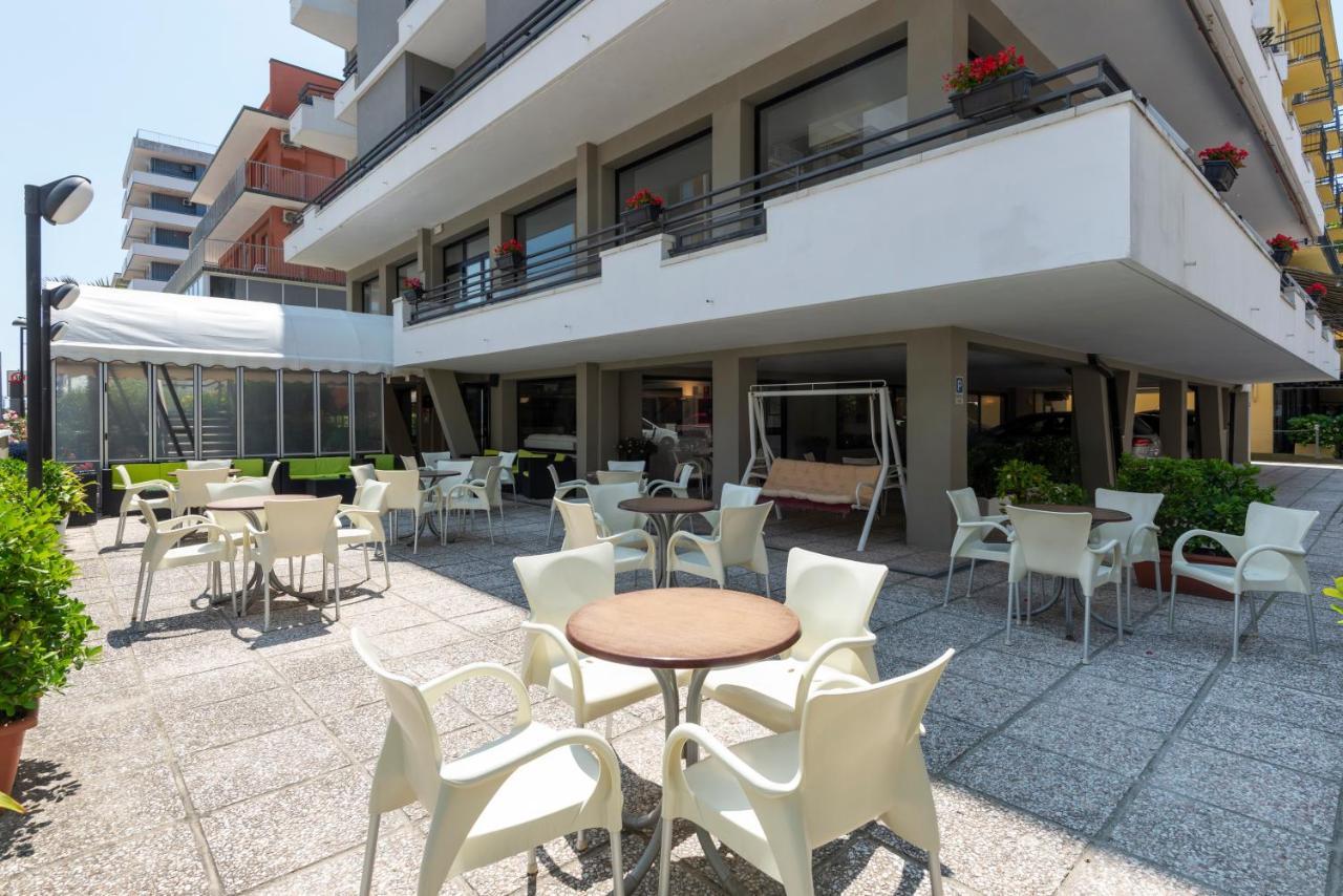 Florida Park Hotel Bellaria-Igea Marina Exteriör bild